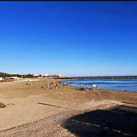 Beach Side, 2 Bedrooms, Wifi, Air Conditioning, Parking 아파트 세테
